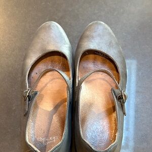 Gray Leather Mary Jane Shoes
